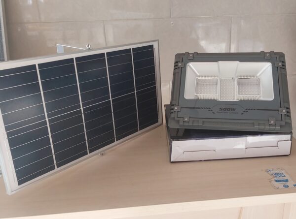 پروژکتور خورشیدی سولارلایت 500 وات