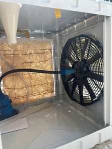 داخل کولر DC