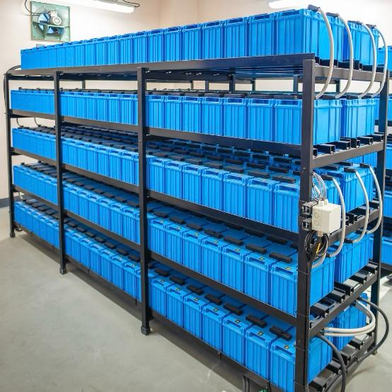 باتریهای خورشیدی